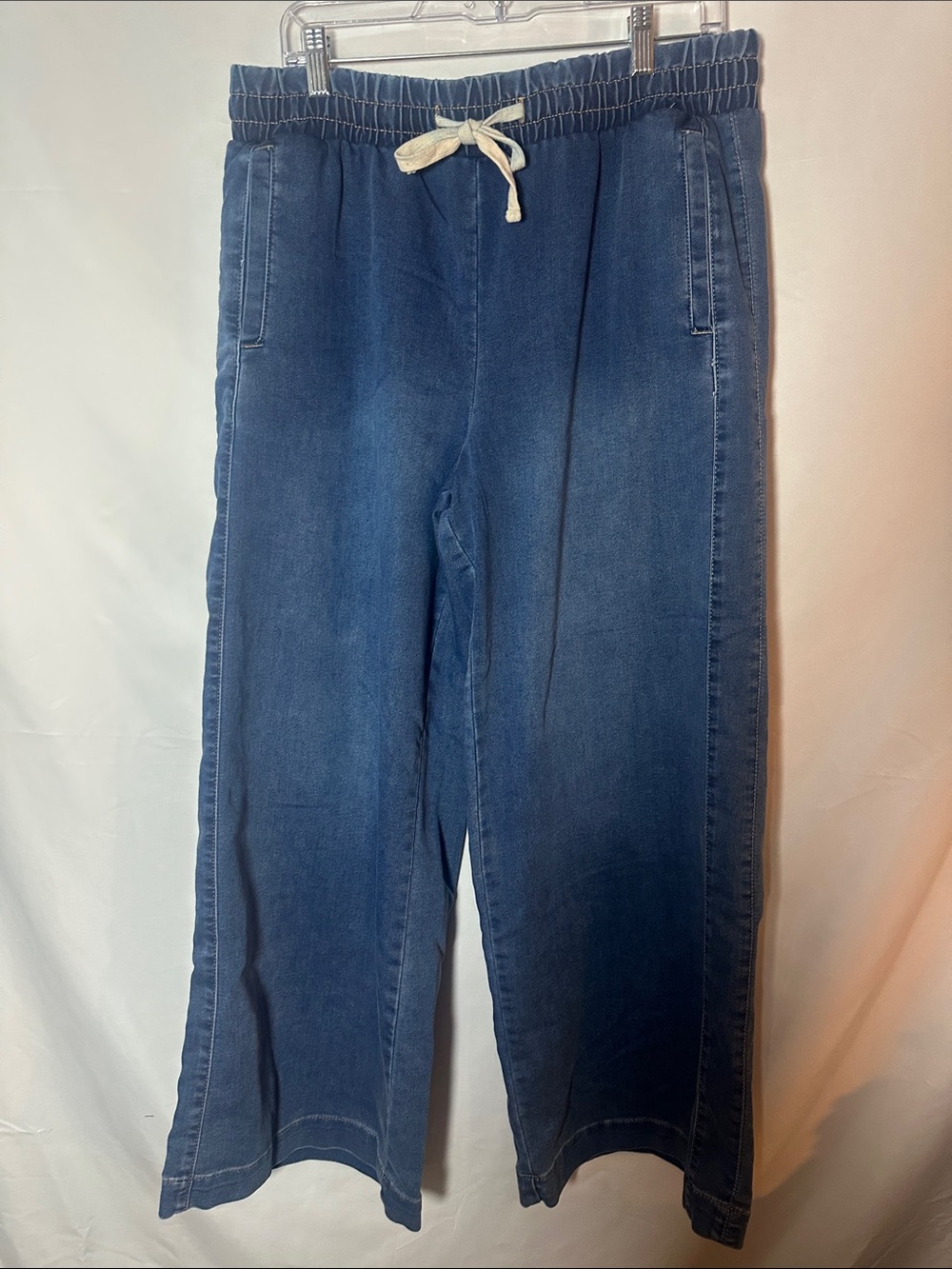 Kensie Midwash Blue Pull-On Wide Leg Jeans